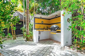 Casa Playa Maya