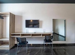 Ivory Suites