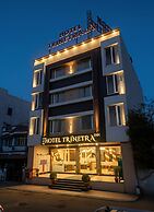 Hotel Trinetra Inn