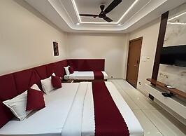 Hotel Trinetra Inn