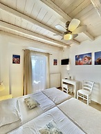 Koumaros Villas