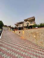 Koumaros Villas