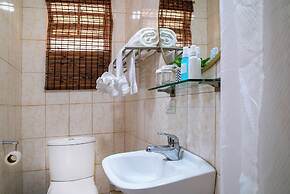 Carambola Boutique Studios