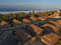 Amarena Canvas Beach Hotel