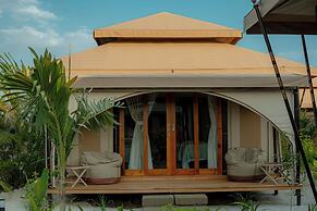 Amarena Canvas Beach Hotel