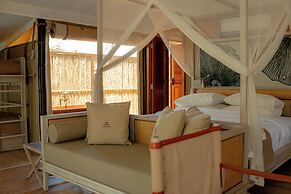 Amarena Canvas Beach Hotel