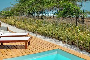 Amarena Canvas Beach Hotel
