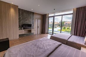 Polaris Resort & Spa