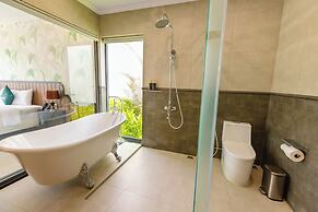 Polaris Resort & Spa