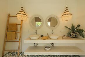 Villa Oomi by Alfred in Bali