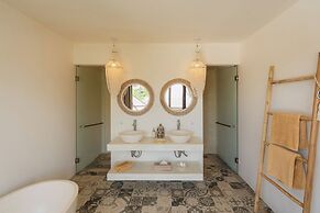 Villa Oomi by Alfred in Bali