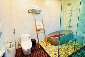 Luong Son Retreat