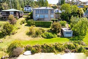 StayAU Riverfront Paradise Pet friendly