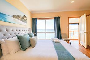 StayAU Riverfront Paradise Pet friendly