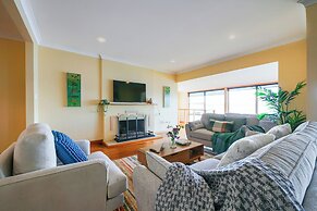 StayAU Riverfront Paradise Pet friendly
