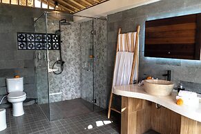 SUSI SPA Villa