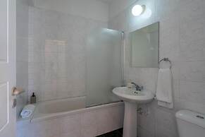 Blossom 1-BR Apt. & Balcony in Larnaca