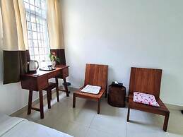 Top Hill Halong Homestay
