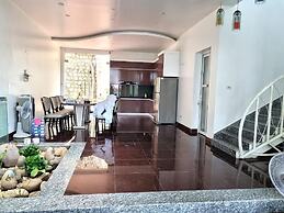 Top Hill Halong Homestay