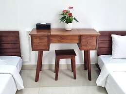 Top Hill Halong Homestay