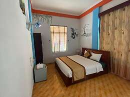 Alex Halong Hotel & Hostel