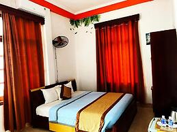 Alex Halong Hotel & Hostel
