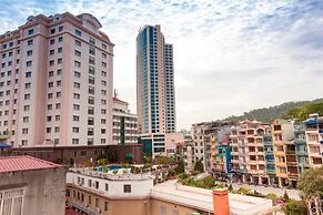 Alex Halong Hotel & Hostel