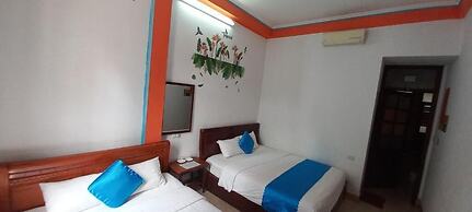Alex Halong Hotel & Hostel