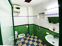 Alex Halong Hotel & Hostel