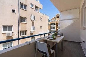 Orchid Cozy Studio & Balcony in Larnaca