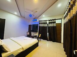 Hotel Royal Inn Lucknow