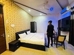 Hotel Royal Inn Lucknow