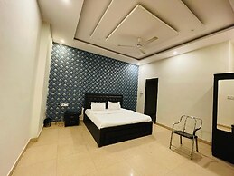 Hotel Royal Inn Lucknow