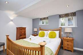 Gateway Mews