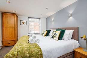 Gateway Mews