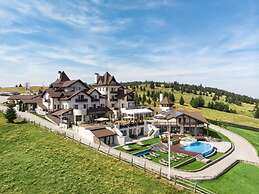 Castelnor Resort