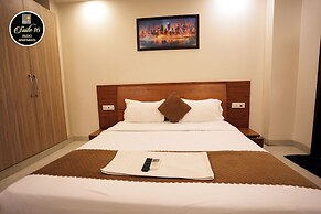 Suite 16 Studio Apartment
