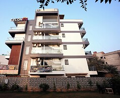 Suite 16 Studio Apartment