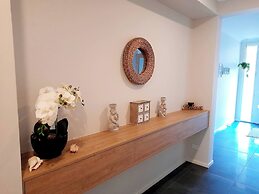 Modern Seaside Boho Incl Breakfast