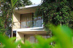 Hayashi Resort