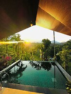 Hayashi Resort