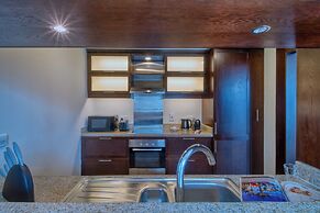 GLOBALSTAY The Residences Tower 8