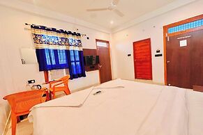Hotel Aparna Palace