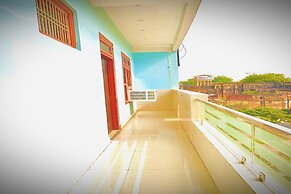 Hotel Aparna Palace