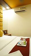 Hotel Versova Inn