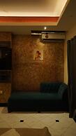 Hotel Versova Inn