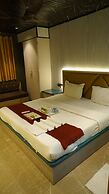 Hotel Versova Inn