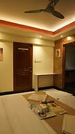 Hotel Versova Inn