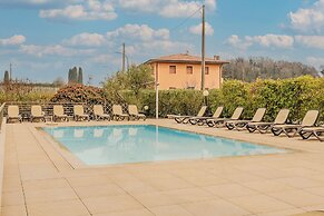 Hotiday Peschiera Frassino