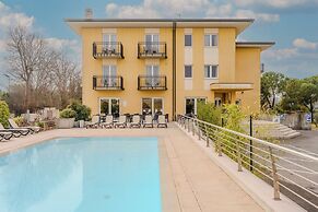 Hotiday Peschiera Frassino